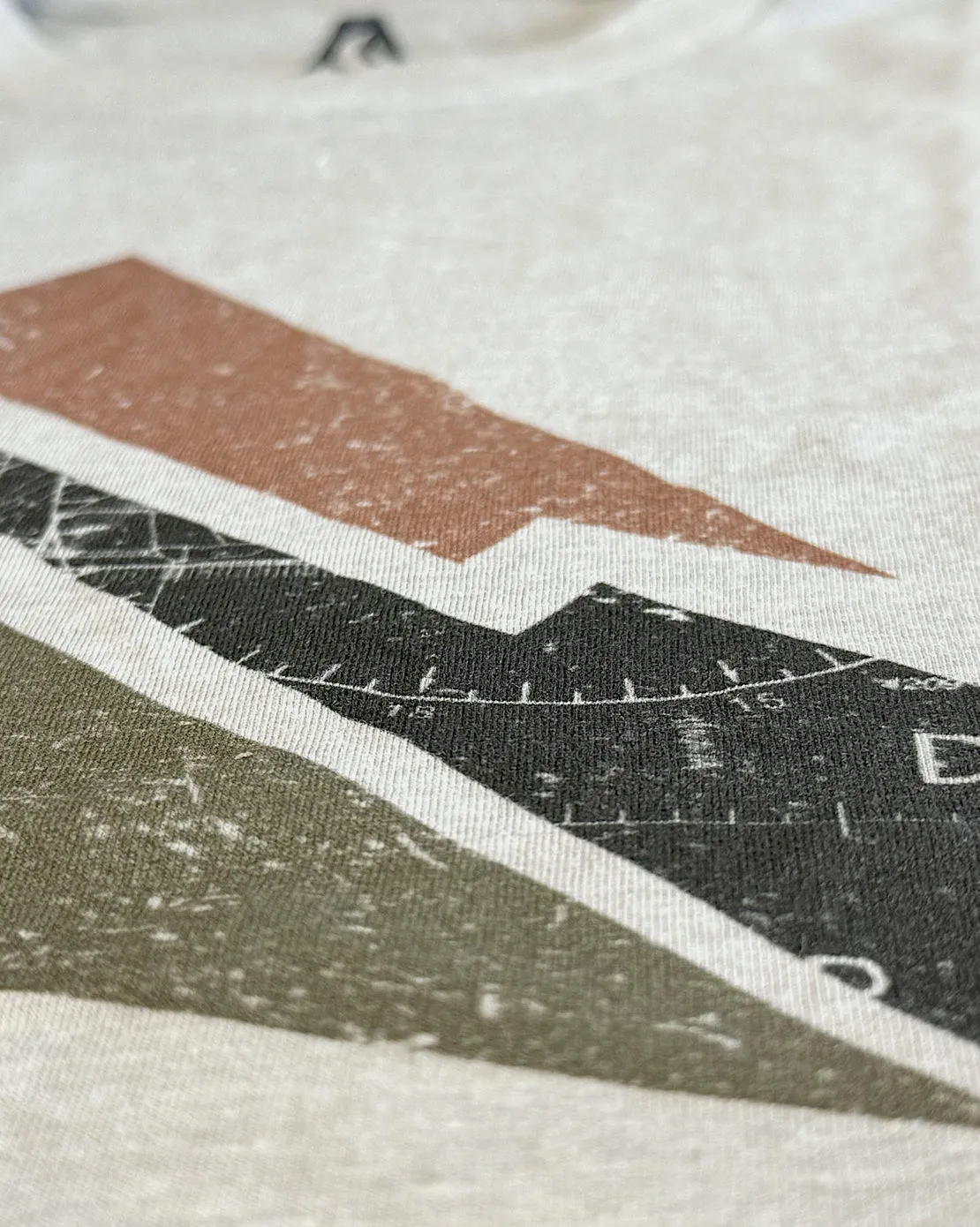 Men's Mountain Soil T-Shirt