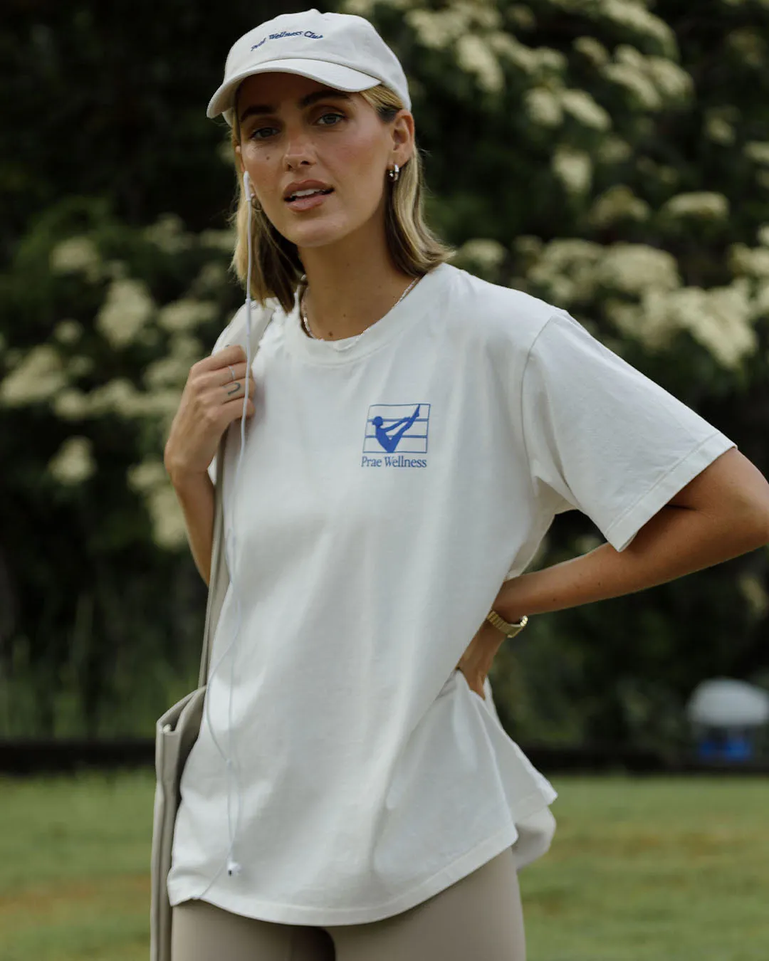 Movement T-Shirt – Cream / Royal Blue