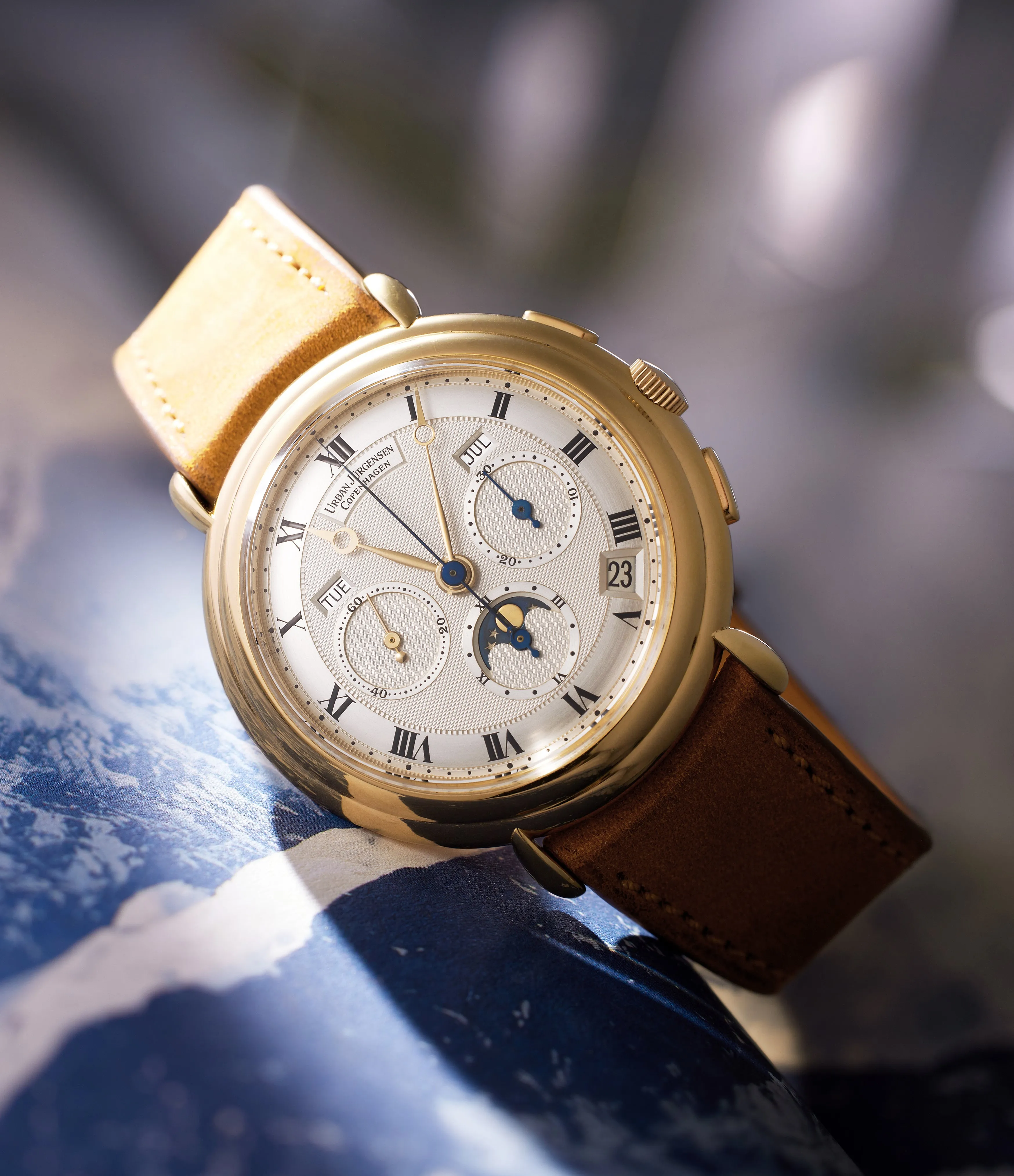 Reference 1, Yellow Gold