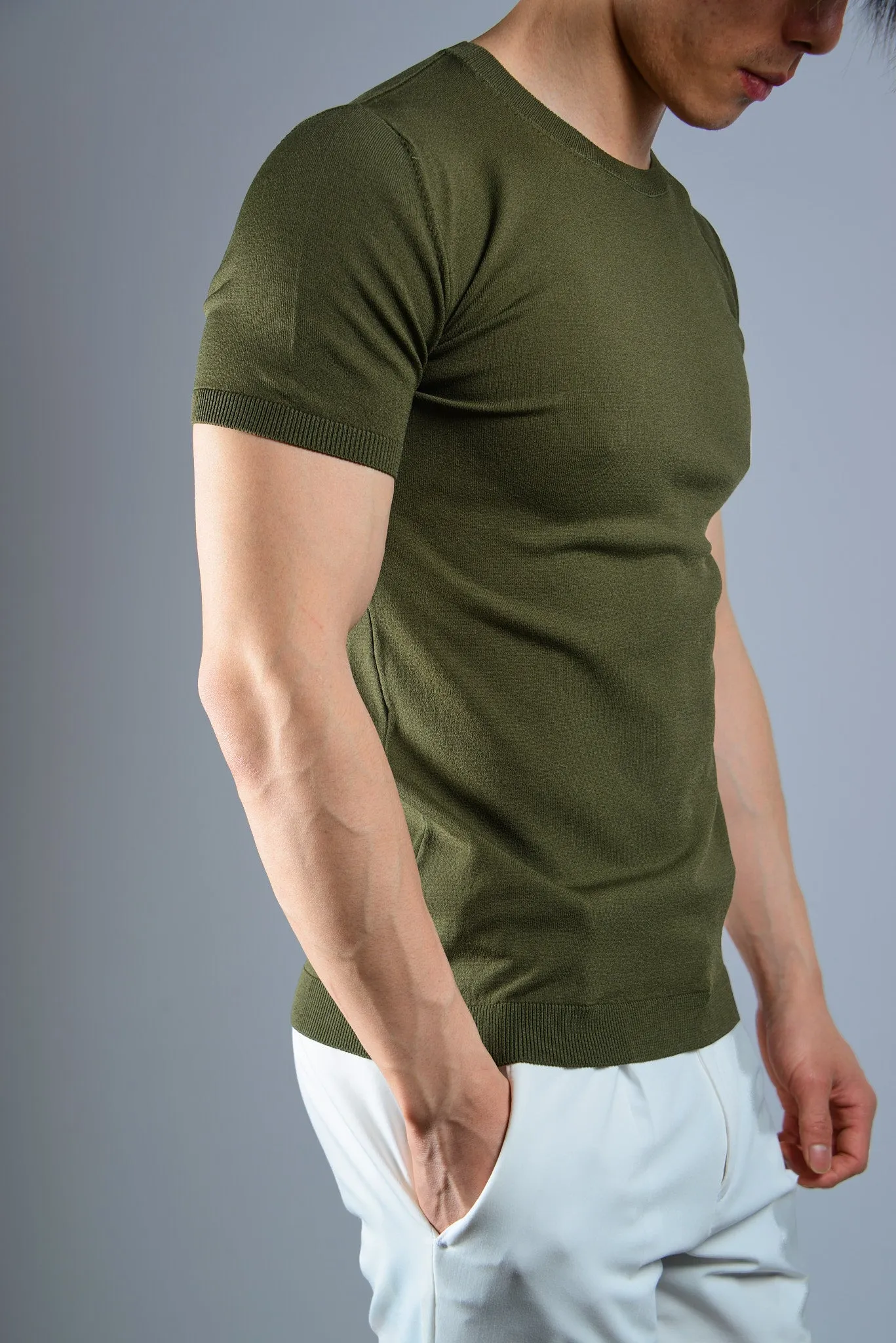 S/S Textured Modern Crew Shirt