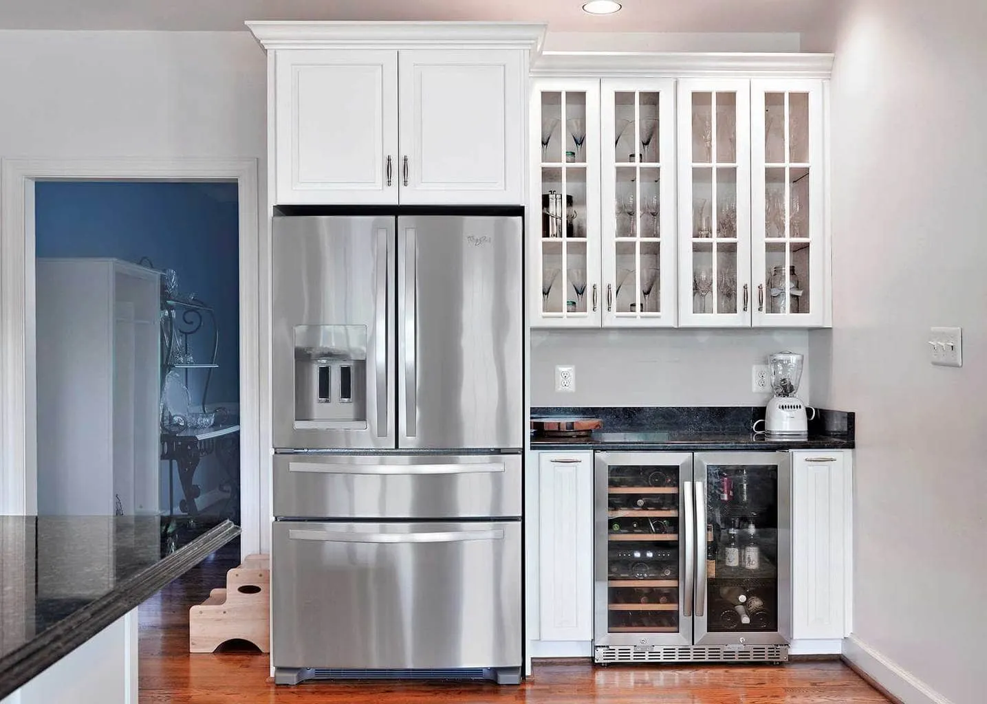 Wilmington Mullion Custom Cabinet Doors - 6 lite